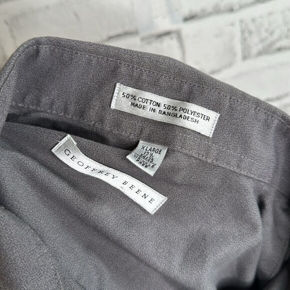 Geoffrey Beene Gray Wrinkle Free Button Down Shirt Size XL - Picture 5 of 5